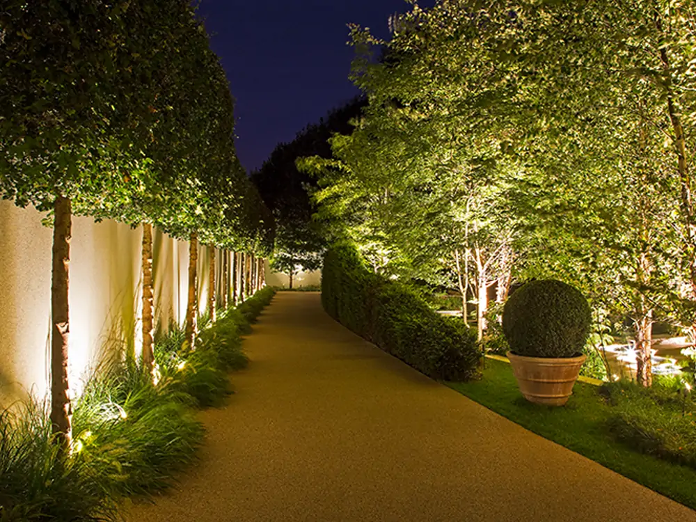 led garden lighting